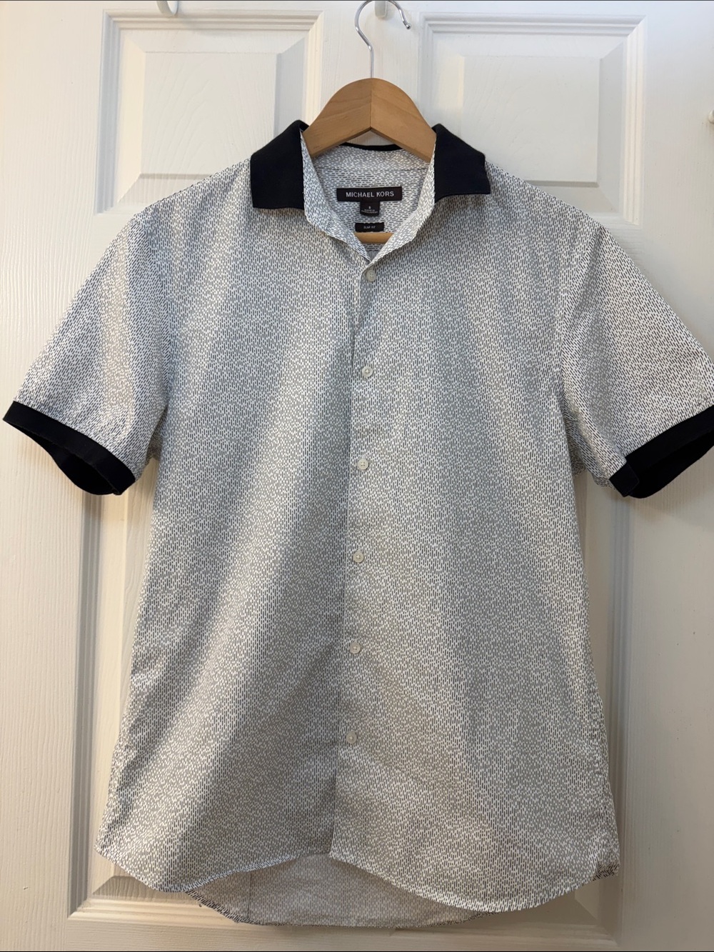 Michael Kors White Short-Sleeve Button-Down Shirt with Black Collar & Cuffs